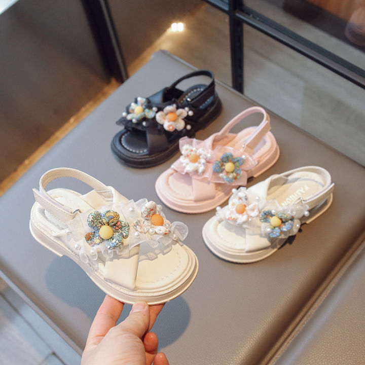 Girls' sandals summer 2023 korean version of little girls foreign flower princess shoes middle and big children's open-toed beach shoes tide