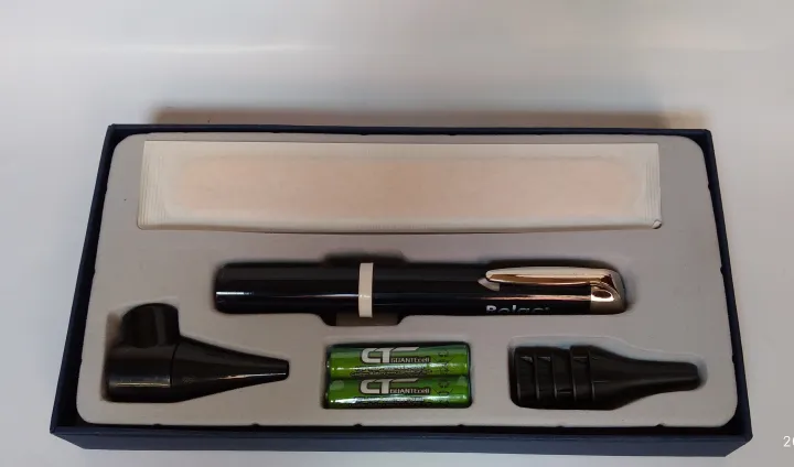 Diagnostic%20Otoscope%20Penlight%20Ear%20Cleaner%20Earpicks%20Flashlight%20/%20Magnifying%20Glass%20Len%20/%204%20Glimpse%20LED%20Lamp%20Health%20Ear%20Care%20Tool%20-%20Image%205
