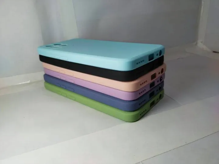 selicon%20back%20cover%20for%20realme%208%20%20/%20REALME%208%20PRO%204G%20-%20Image%202