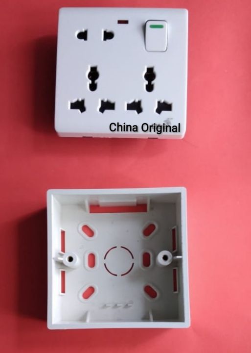 Electric%208%20Pin%20Multi%20Socket%20With%20Back%20Side%20MK%20Box%20-%20Image%205