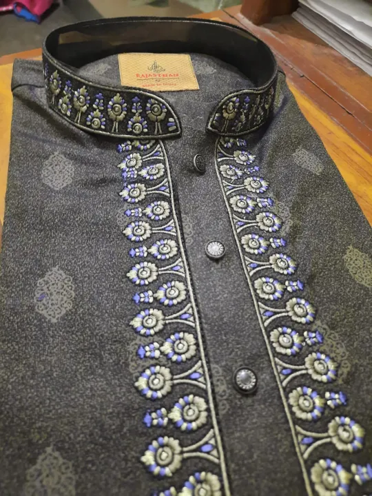 Rajasthan%20Eid%20Special%20Trendy%20Panjabi%20For%20Men%20(%20off%20white%20and%20black)%20-%20Image%206
