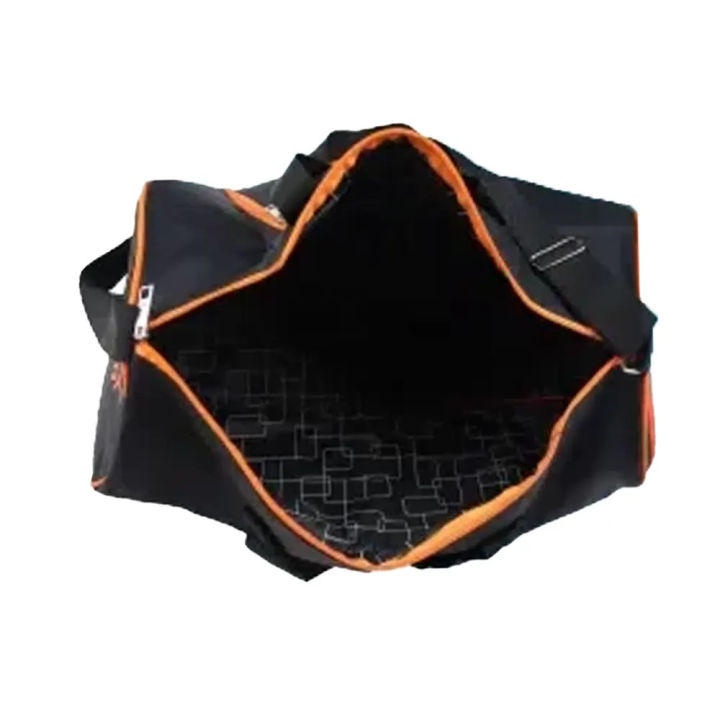 Travel%20&%20Gym%20Bags%20For%20Both%20Men%20And%20Women%20-%20Poly%20Cotton%20Fitness%20Bag%20For%20Versatile%20And%20Durable%20Gym%20Use%20-%20Image%204