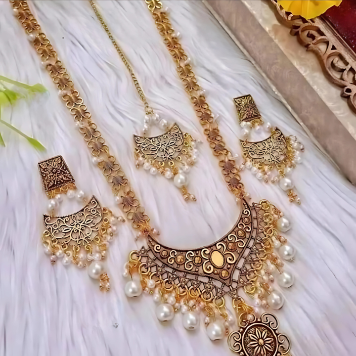 Gorgeous%20Party%20Wear%20Antique%20Jewellery%20Set%20for%20Women%20-%20Image%202