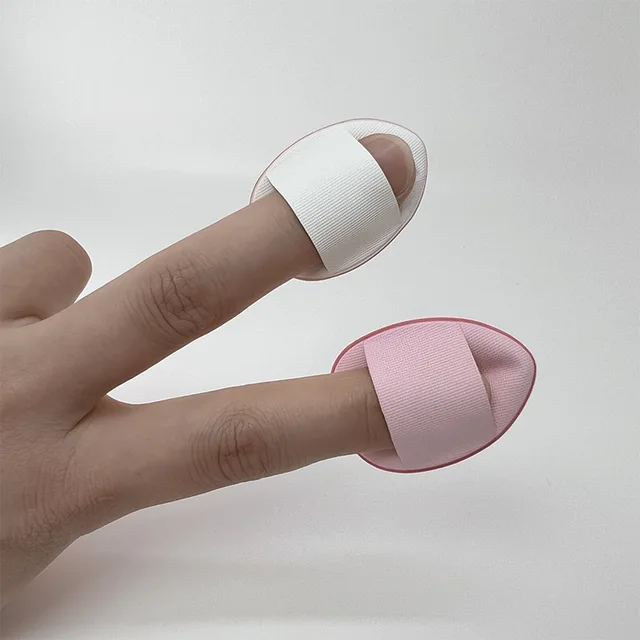 Mini%20Finger%20Makeup%20Puff%20Mini%20Air%20Cushion%20Puff%20Cosmetic%20Makeup%20Sponge%20Suitable%20For%20Foundation,%20Concealer,%20Repair%20Cream%20-%20Image%202