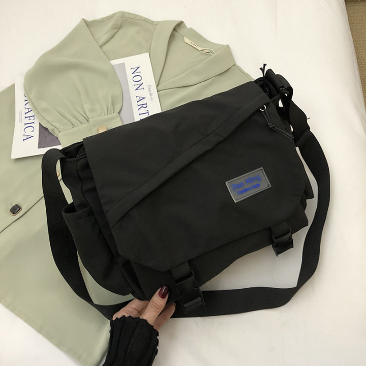 Bag%20women's%202022%20spring%20korean%20version%20of%20the%20tide%20workwear%20style%20contrast%20nylon%20cloth%20bag%20simple%20high%20school%20student%20shoulder%20crossbody%20bag%20-%20Image%207