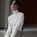 Large Size Women's Turtleneck Bottoming Shirt Winter All-Matching Students plus Velvet Thickened Black Heap Collar Long Sleeves ins Top.