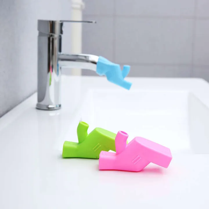 19N%20travel%20portable%20simple%20mouthwash%20toothbrush%20cup,%20silicone%20faucet%20extension,%20children's%20hand%20sanitizer%20guide%20-%20Image%202