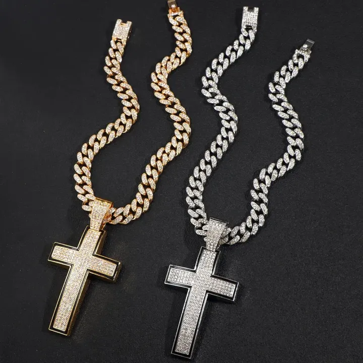 Punk%20Luxury%20Rhinestone%20Big%20Cross%20Pendant%20Cuban%20Necklace%20For%20Women%20Hip%20Hop%20Iced%20Out%20Cuban%20Link%20Chain%20Necklace%20Rapper%20Men%20Jewelry%20-%20Image%202