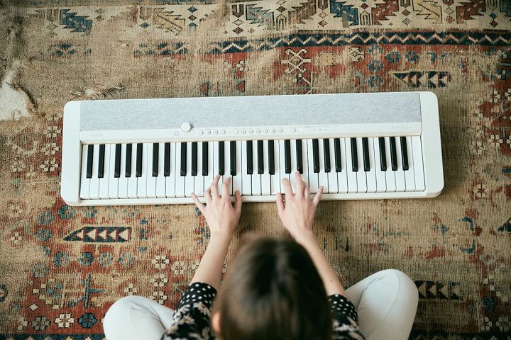 Casio,%2061-Key%20Portable%20Keyboard%20(CT-S1)%20-%20Image%206