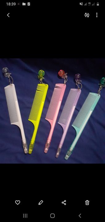 Mini%20Cute%20Comb%20Gel%20Pen%20-%201%20Piece%20-%20Image%206