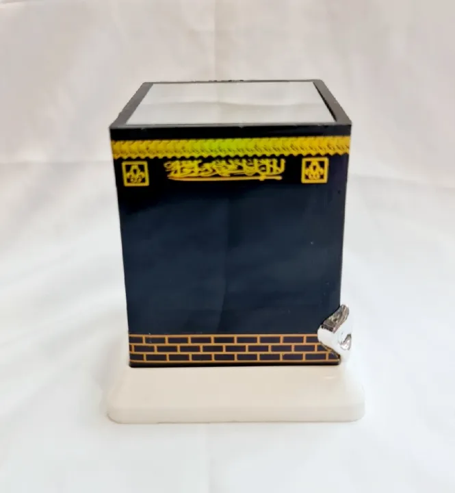 Makkah%20Sharif%20Showpiece%20Kaaba%20Gohar%20Showpiece%20gift%20-%20Image%203