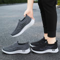 Shoes men's 2024 spring new flying weaving sports men's shoes couples casual sneakers walking shoes for the elderly. 