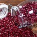 Red Kidney Beans - 1 Kg (Paari Rajma). 