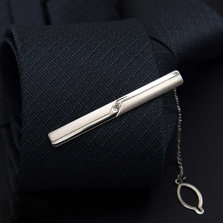 Mens%20Classic%20Business%20Metal%20Tie%20Clip,%20Streamlined%20Solid%20Metallic%20Tie%20Pin%20For%20Men%20-%20Image%203