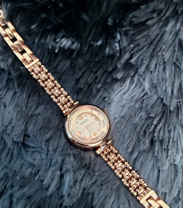 New%20Fashionable%20stainless%20analogue%20Hand%20watches%20for%20women's%20-%20Image%204