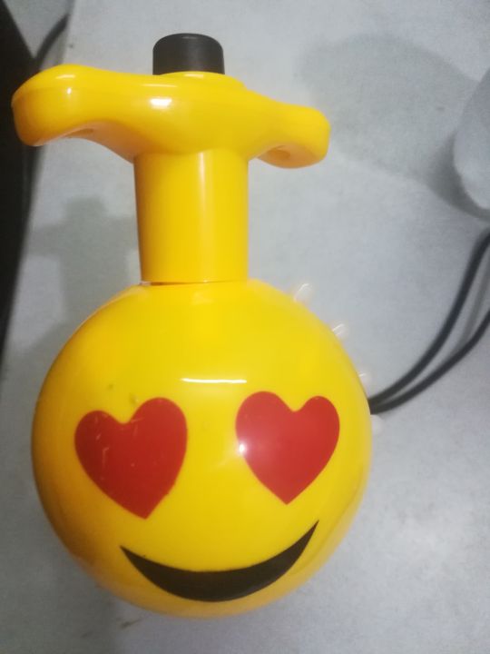 Emoji%20Musical%20Lighting%20Tops%20For%20Boys%20&%20Girls%20-%20Image%202