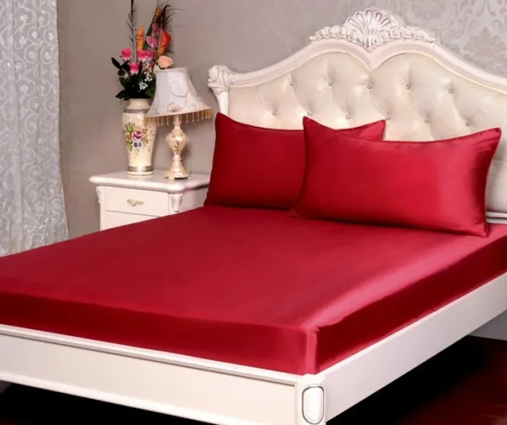 Sumptuous%20Slumber:%203-Piece%20Silk%20Fitted%20Sheet%20&%20Pillowcases%20for%20Cozy%20Nights%20-%20Image%208