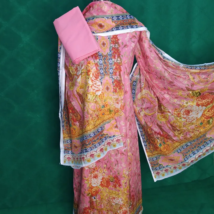 Fashionable%20Pakistani%20Loan%20Full%20Cotton%20Printed%20Three%20Piece%20(Latest%20Collection-%202022)%20-%20Image%204