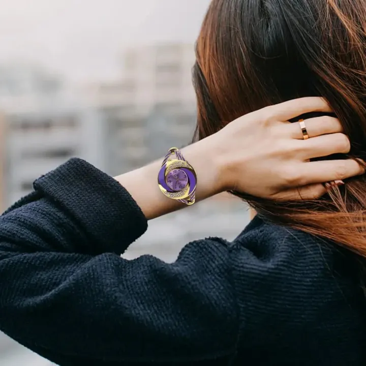 Quartz%20Wristwatch%20Women%20Spiral%20Waterproof%20Round%20Rhinestone%20Braid%20Bangle%20Watch%20Couple%20Gift%20Wrist%20watch%20-%20Image%202