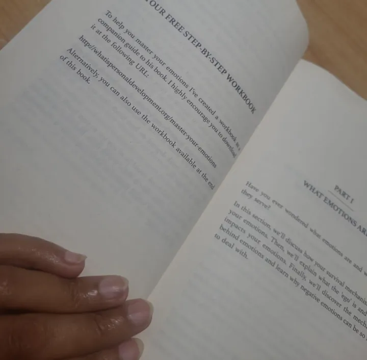 Master%20Your%20Emotions%20by%20Thibaut%20Meurisse%20-%20Premium%20-%20Paperback%20-%20Image%203