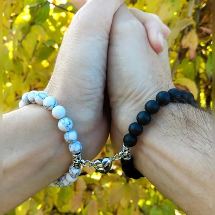 Love%20%20Magnetic%20Heart%20Bracelets%20for%20Couples%20(2%20Piece)%20%7C%20Small%20Rubber%20Band%20Magnet%20Stone%20Bell%20Bracelet%20with%20Knotted%20Head%20Rope%20-%20Image%208