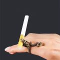 Retro Personality Men's Golden Dragon Clip Cigarette Ring Cigarette Holder Hand Jewelry Simple temperament Men's daily ornaments.