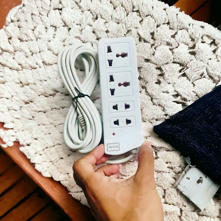 Multi%20Plug%20Maxline%20Multiplug%204%20Port%20Extention%20Socket%2020%20Feet%20Cable%20-%20Image%203