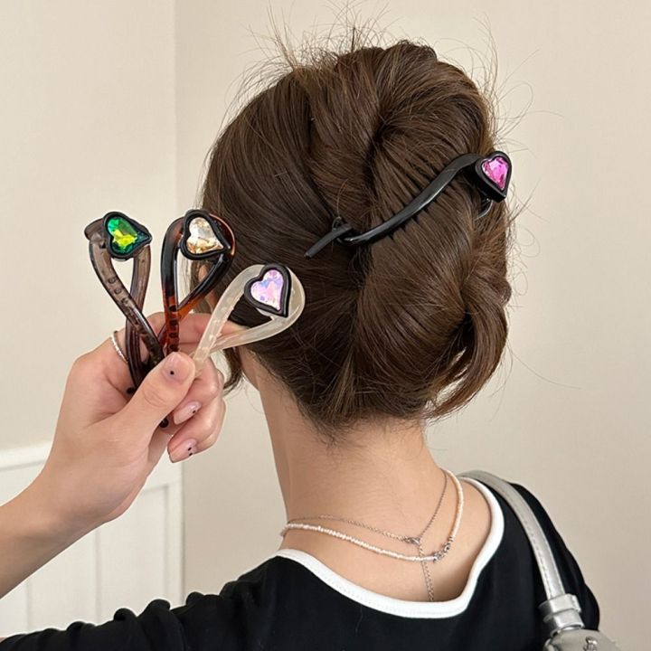 Elegant%20Hairpin%20Heart%20Twisted%20Clip%20Hair%20Styling%20Tool%20Line%20Grab%20Clip%20Colorful%20Hair%20Clip%20Ponytail%20Clip%20Daily%20-%20Image%203