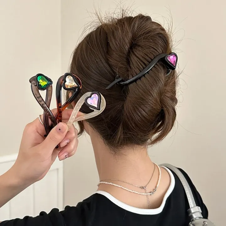 Elegant%20Hairpin%20Heart%20Twisted%20Clip%20Hair%20Styling%20Tool%20Line%20Grab%20Clip%20Colorful%20Hair%20Clip%20Ponytail%20Clip%20Daily%20-%20Image%203