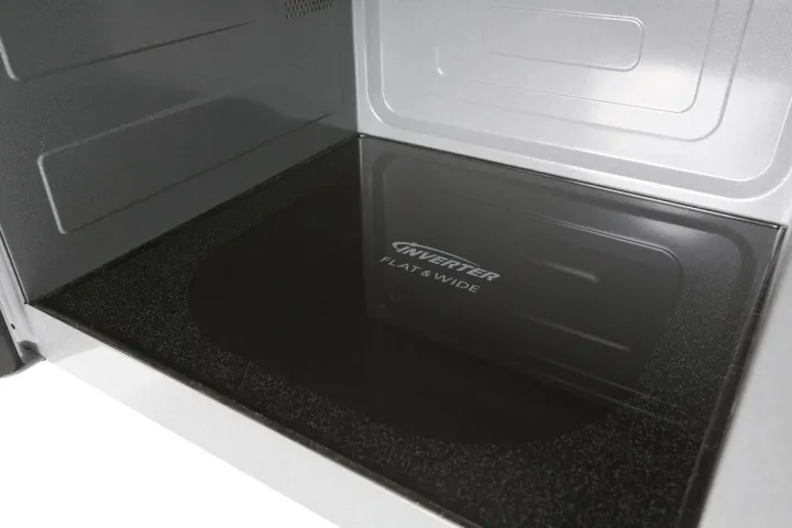 Panasonic%20NN-SF564W%20Inverter%20Solo%20Induction%20Microwave%20Oven%20-%2027%20Liter%20-%20Image%203