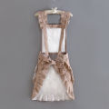New Home Kitchen Apron Female Cute Cooking Western Fashion Antifouling Breathable and Wearable Work Apron Work Clothes.