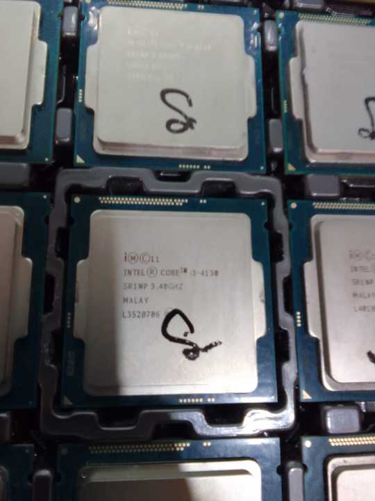 Intel%20Core%20i3%20-%204130%20(4th%20Gen%203.4GHz)%20Desktop%20Processor%20-%20Image%205