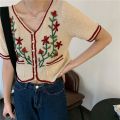 V Collar Sweater Women's Top Summer 2023 New Korean Style Internet Celebrity Style Short Chic Niche Bottoming Shirt.