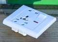 Electrical multi socket, wall sockets/multi 10 pin plug socket with switch. 