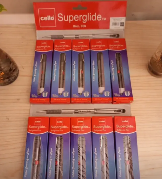 Cello%20Superglide%20Pen%20Black%20Ink%20(10%20Pens)%20-%20Pen%20-%20Image%202