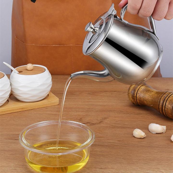 Stainless Steel Oil Dispenser 600ml Oil Bottle Dispenser 1Pcs.