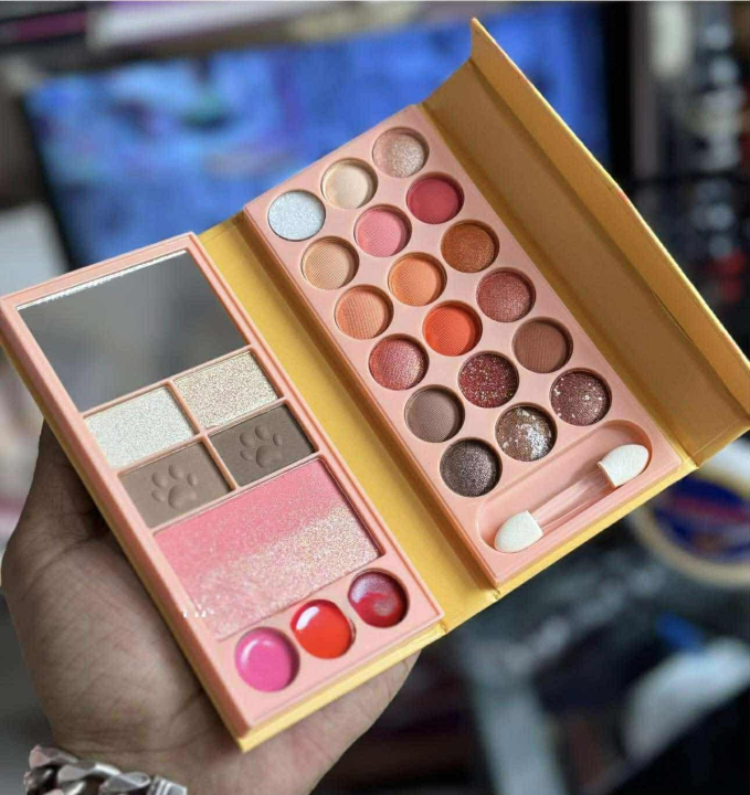 Tutu%20Time%20Eyeshadow%20Palette%20Beauty%20Makeup%20Palettes%20Women's%20Cosmetic%20Eye%20Shadow%20Palettes%20-%20Image%205
