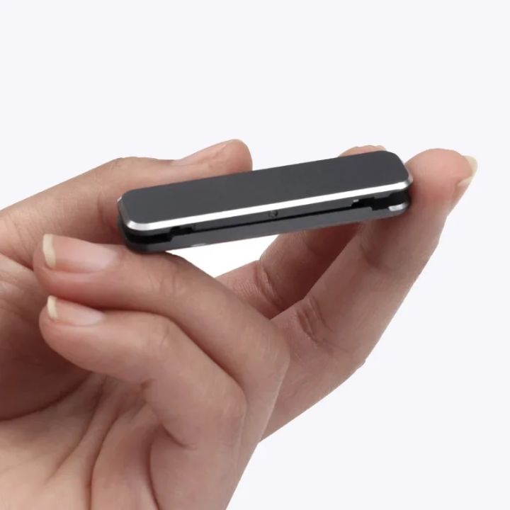 Folding%20Mini%20Metal%20Phone%20Holder%20Aluminum%20Alloy%20Back%20Stick%20Invisible%20Portable%20Bracket%20Universal%20Mobile%20Desktop%20Phone%20Bracket%20-%20Image%204
