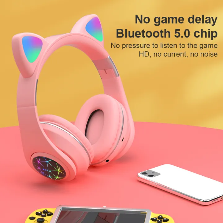 M2%20Cat%20Ear%20Luminous%20Head-mounted%20Wireless%20Bluetooth%20Headset%20with%20Microphone%20Hands-free%20Support%20TF%20Card%20AUX%20Play%20Easy%20to%20carry.%20-%20Image%202