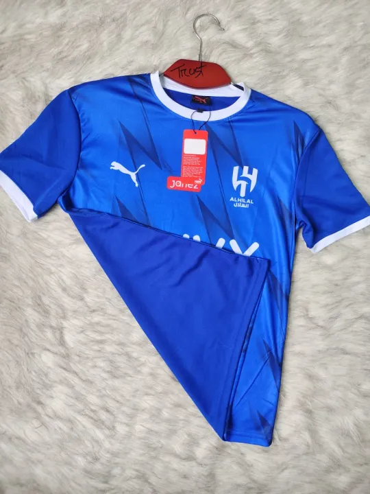 Support%20Your%20Favorite%20Team%20With%20The%20Football%20Jersey%20For%20Men%20Alhilal%20-%20Official%20Club%20Jersey%20For%20Football%20Enthusiasts%20-%20Image%202