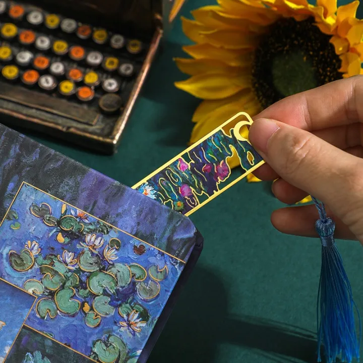 Creative%20Retro%20Metal%20Floral%20Glimpse%20Bookmarks%20Famous%20Painting%20Handbook%20Pendant%20Reading%20Book%20Clip%20Hollow%20Out%20Tassel%20Bookmarks%20for%20Book%20Lovers%20Writers%20Readers%20-%20Image%206