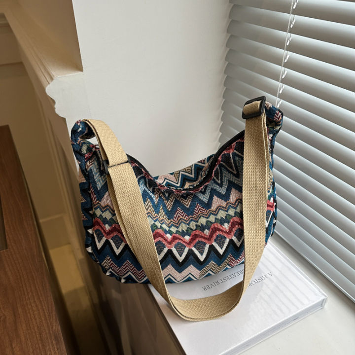 Fashionable%20Retro%20Crossbody%20Bag%20New%20Ethnic%20Style%20Single%20Shoulder%20Tote%20Bag%20Cherry%20Super%20Store%20-%20Image%209