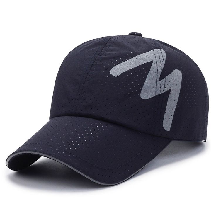 Reflective%20Strip%20Baseball%20Cap%20Outdoor%20Shade%20Men%20and%20Women%20Sun%20Hats%20Breathable%20Cool%20Summer%20Cap%20-%20Image%209