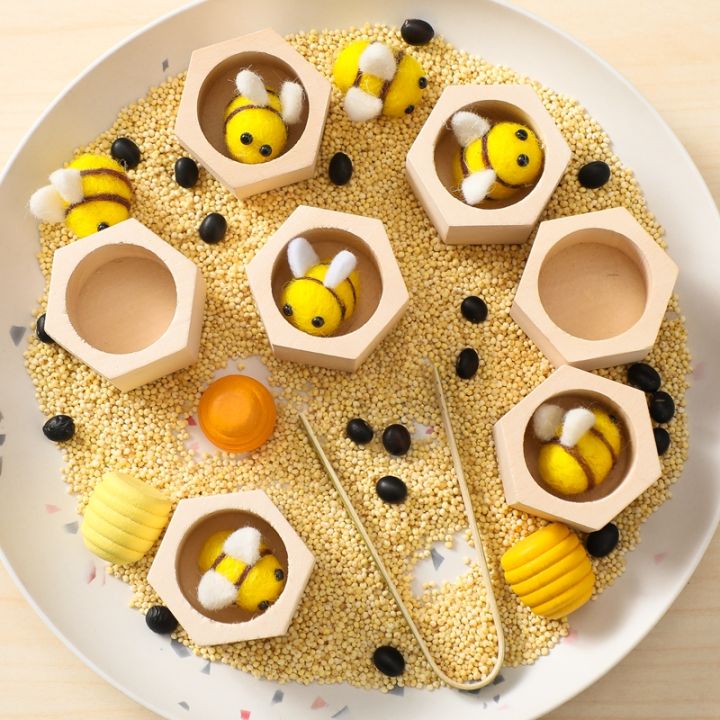 Wooden%20Montessori%20Baby%20Bee%20Sorting%20Toys%20Honeycomb%20Sorting%20Sensory%20Toys%20for%20Children%20Educational%20Hexagon%20Box%20Counting%20Puzzle%20Toys%20-%20Image%204