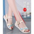 Casual Shoes 2024 Summer New Fashion All-Match Genuine Leather Flat Heel Women's Non-Slip Shoes Flat Student Mom Sandals for Women. 