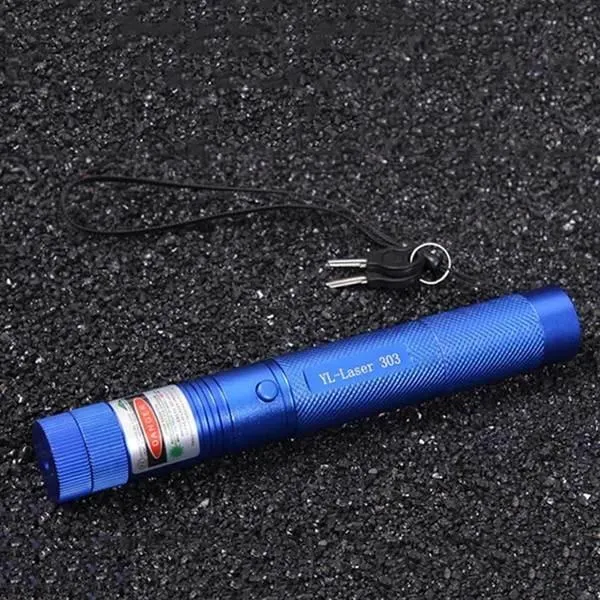 Green%20Laser%20Pointer%20%E2%80%93%20Rechargeable,%20Adjustable%20Focus,%20Professional%20Laser%20Light%20-%20Image%204