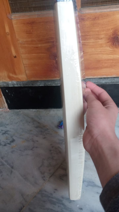 Stock-Paper%20For%20Cricket%20Bat%20-%20Essential%20Material%20For%20Cricket%20Bat%20Maintenance%20And%20Repair%20-%20Ensure%20Longevity%20Of%20Your%20Cricket%20Equipment%20-%20Image%203