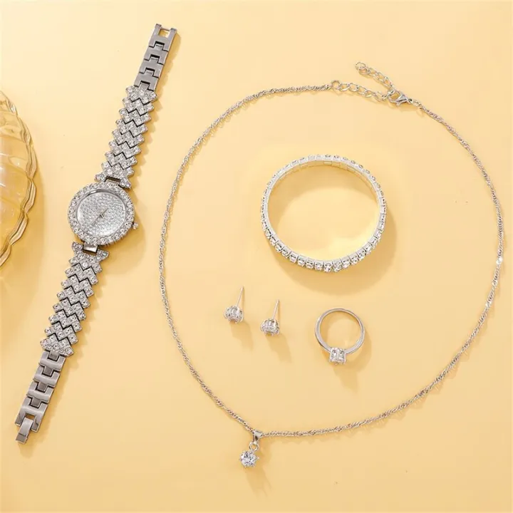 %E0%A6%AE%E0%A7%87%E0%A7%9F%E0%A7%87%E0%A6%A6%E0%A7%87%E0%A6%B0%20%E0%A6%98%E0%A7%9C%E0%A6%BF%20%E0%A6%AE%E0%A6%B9%E0%A6%BF%E0%A6%B2%E0%A6%BE%E0%A6%A6%E0%A7%87%E0%A6%B0%20%E0%A6%9C%E0%A6%A8%E0%A7%8D%E0%A6%AF%20%E0%A6%AC%E0%A6%BF%E0%A6%B2%E0%A6%BE%E0%A6%B8%E0%A6%AC%E0%A6%B9%E0%A7%81%E0%A6%B2%20%E0%A6%B0%E0%A6%BE%E0%A6%87%E0%A6%A8%E0%A6%B8%E0%A7%8D%E0%A6%9F%E0%A7%8B%E0%A6%A8%20%E0%A6%AE%E0%A6%B9%E0%A6%BF%E0%A6%B2%E0%A6%BE%E0%A6%A6%E0%A7%87%E0%A6%B0%20%E0%A6%AB%E0%A7%8D%E0%A6%AF%E0%A6%BE%E0%A6%B6%E0%A6%A8%20%E0%A6%AE%E0%A6%BE%E0%A6%B0%E0%A7%8D%E0%A6%9C%E0%A6%BF%E0%A6%A4%20%E0%A6%B9%E0%A6%BE%E0%A6%A4%E0%A7%87%E0%A6%B0%20%E0%A6%98%E0%A7%9C%E0%A6%BF%20%E0%A6%95%E0%A7%8B%E0%A6%AF%E0%A6%BC%E0%A6%BE%E0%A6%B0%E0%A7%8D%E0%A6%9F%E0%A6%9C%20%E0%A6%98%E0%A7%9C%E0%A6%BF%20(%E0%A6%95%E0%A7%8B%E0%A6%A8%E0%A7%8B%20%E0%A6%AC%E0%A6%BE%E0%A6%95%E0%A7%8D%E0%A6%B8%20%E0%A6%A8%E0%A7%87%E0%A6%87)%20-%20321514966%20-%20Image%203