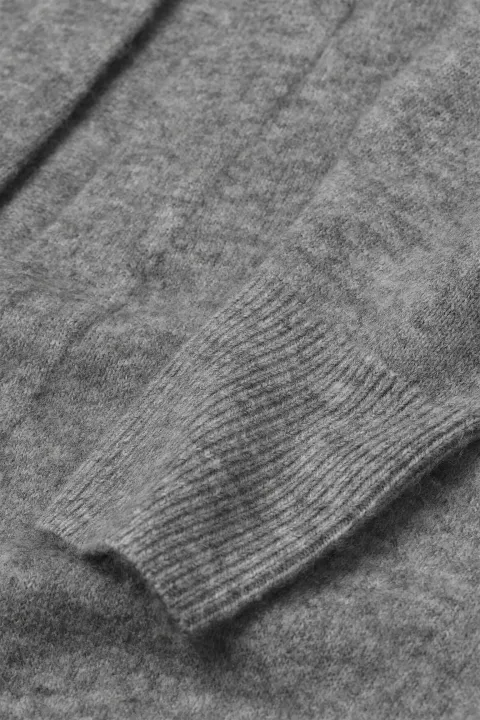 Womens%20Soft%20Wool%20Blend%20Long%20Knit%20Cardigan%20From%20Levin%20-%20Image%206