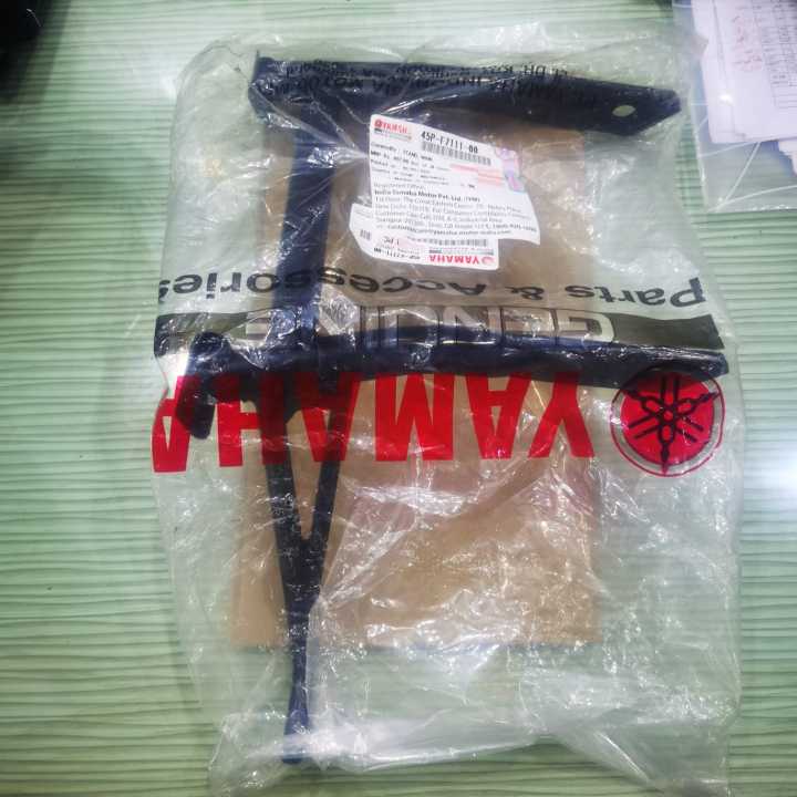 Double%20Stand%20Main%20Yamaha-FZs%20FI%20V2%20-%20Image%207